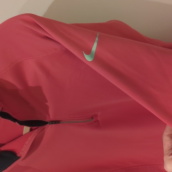 Nike Dri fit pink running active zip-top, reflective, hoodie, Medium - Picture 5 of 12
